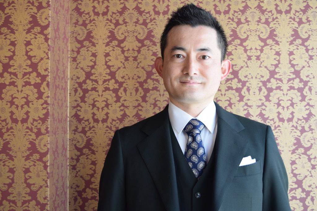 広島県福山市 オーダースーツ・シャツ専門店ZART